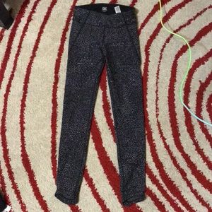 ATHLETA Girls leggings size M 8-10